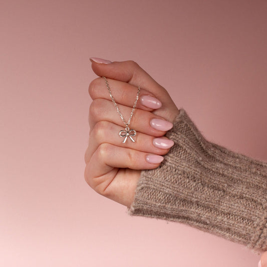 Bow Necklace - Sterling Silver - MYLEE London