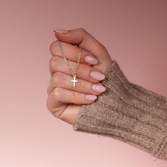 Cross Necklace - Sterling Silver - MYLEE London
