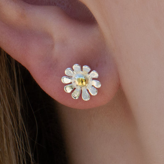 Daisy Silver Stud Earrings - MYLEE London