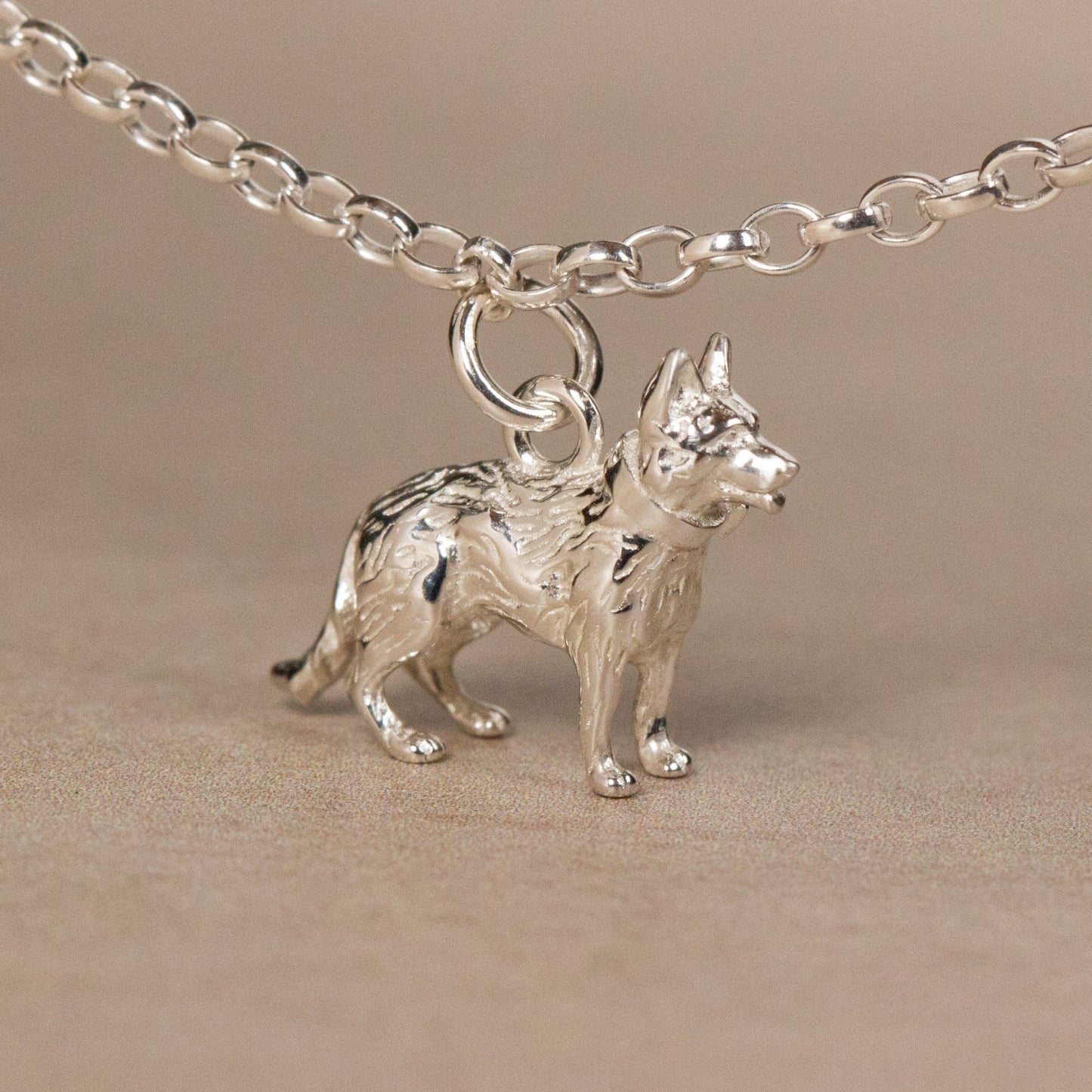 German Shepherd Chain Bracelet - Personalised - Sterling Silver - MYLEE London